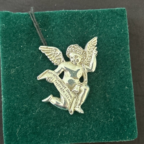 Vatican Library Collection Brooch Silver Plate Angel Cherub Vintage Pin New Box - Picture 3 of 9